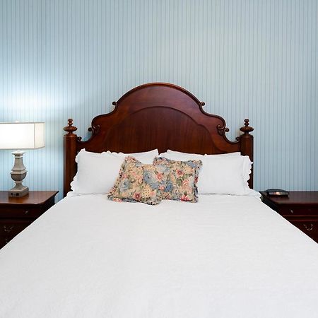 ホテル Captain Henderson House アーカデルフィア 部屋 写真