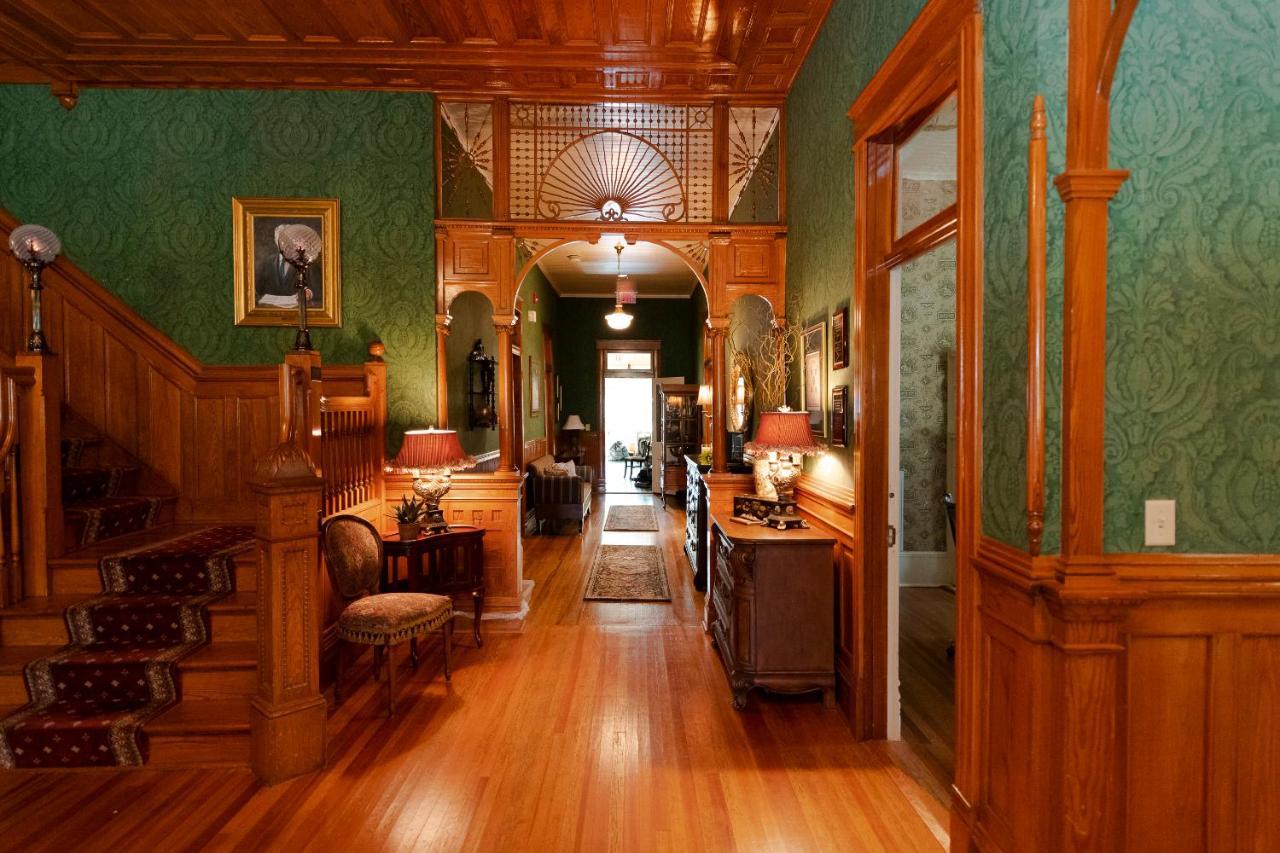 ホテル Captain Henderson House アーカデルフィア エクステリア 写真