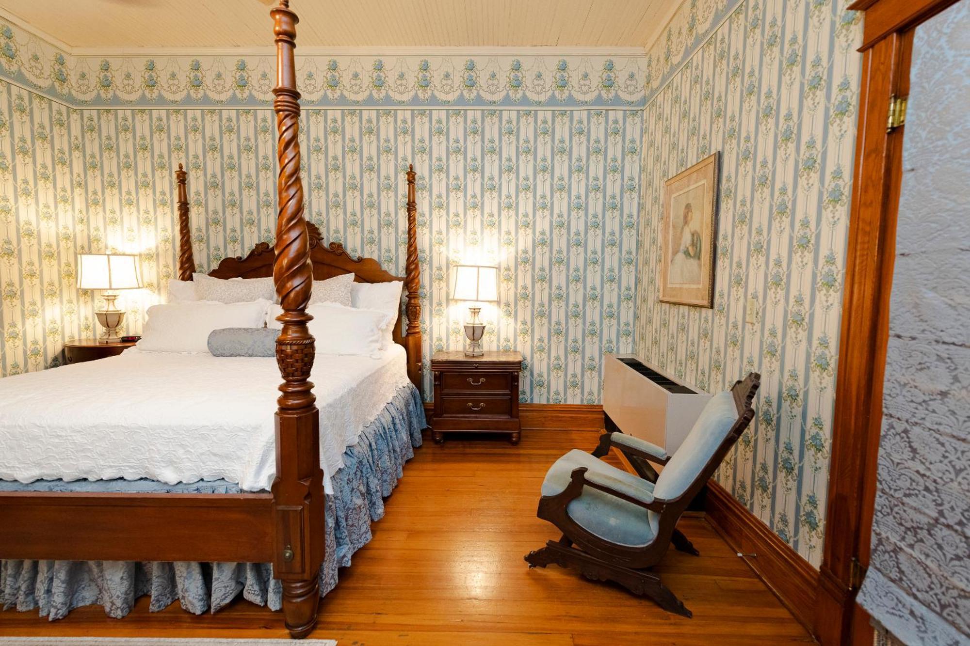 ホテル Captain Henderson House アーカデルフィア 部屋 写真