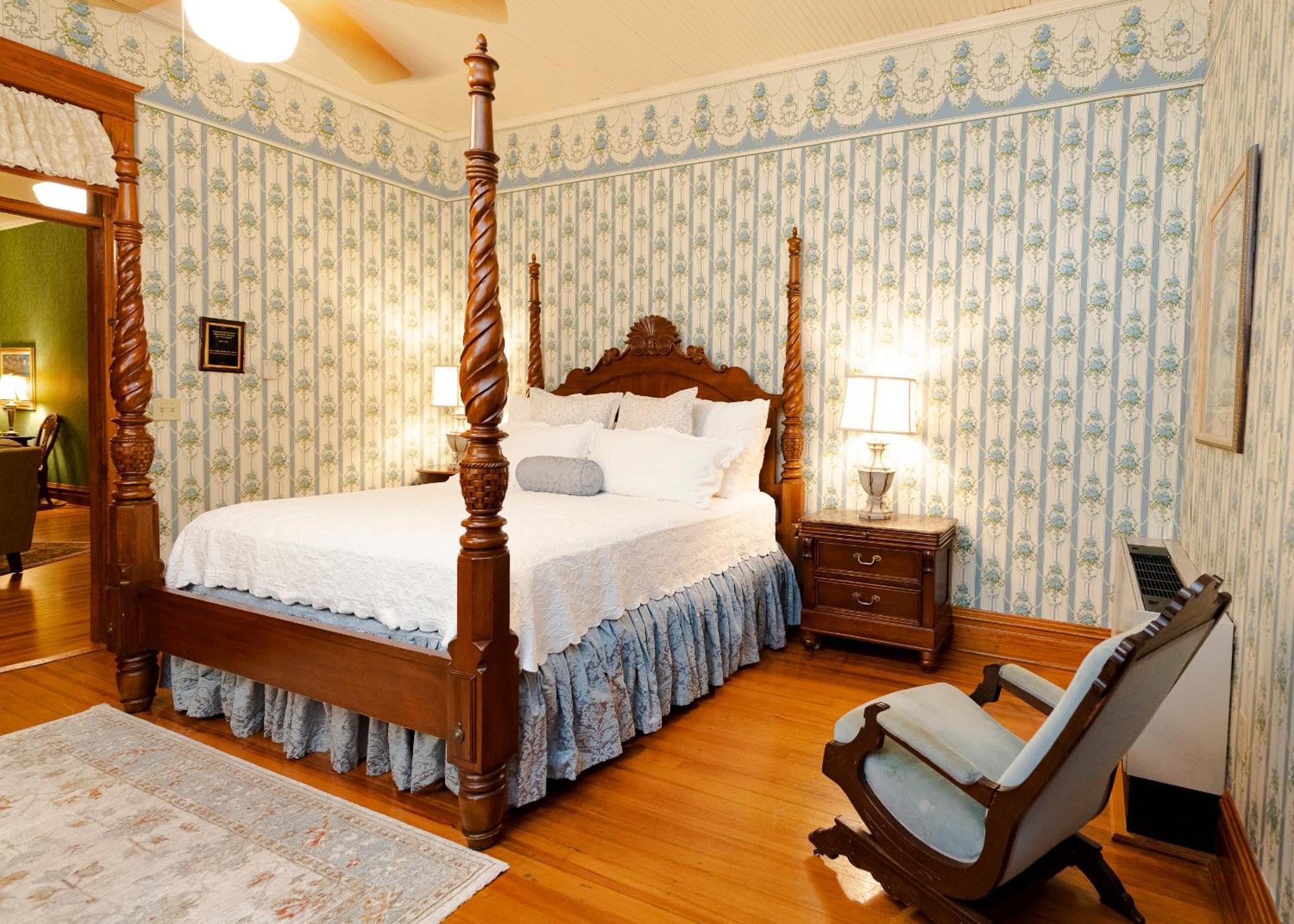 ホテル Captain Henderson House アーカデルフィア 部屋 写真