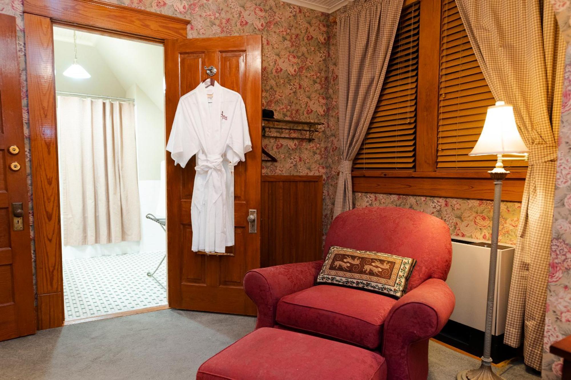ホテル Captain Henderson House アーカデルフィア 部屋 写真